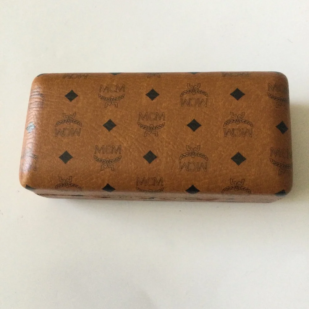 MCM LOGO SUNGLASSES CASE WITH CLEANING CLOTH